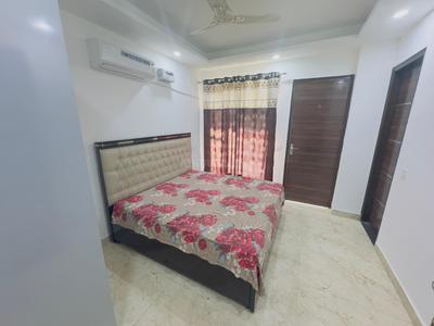 Bedroom Image of 1800 Sq.ft 3 BHK Builder Floor for rent in SS Mayfield Garden, Mayfield Garden Gurgaon for Rs. 60000