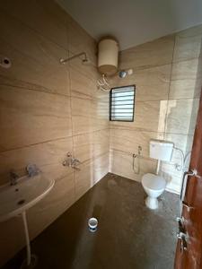 Bathroom Image of 1000 Sq.ft 2 BHK Builder Floor for rent in SMV Layout Bengaluru for Rs. 22000