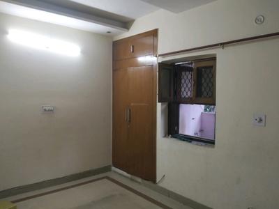 Bedroom Image of 1100 Sq.ft 2 BHK Apartment / Flat for rent in Cooperative Archana Apartment by Cooperative Group Housing Society (CGHS), Paschim Vihar New Delhi for Rs. 30000