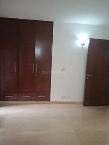 Bedroom Image of 2000 Sq.ft 3 BHK Builder Floor for rent in Green Park Extension New Delhi for Rs. 115000
