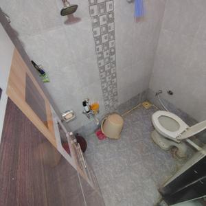 Bathroom Image of 1008 Sq.ft 2 BHK Apartment / Flat for sale in Sargasan Gandhinagar for Rs. 4800000