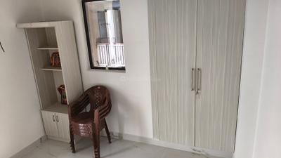 Bedroom Image of 1500 Sq.ft 3 BHK Apartment / Flat for rent in RG Luxury Homes Tower A F And M, Noida Extension Greater Noida for Rs. 28000