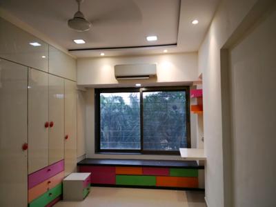 Bedroom Image of 770 Sq.ft 2 BHK Apartment / Flat for sale in Colaba Mumbai for Rs. 40000000