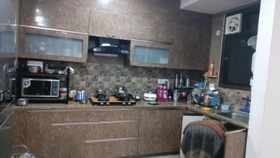 Kitchen Image of 1300 Sq.ft 3 BHK Apartment / Flat for sale in Chandan Hola New Delhi for Rs. 9000000