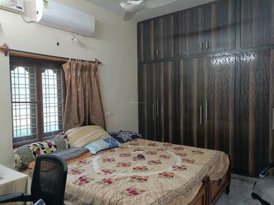 Bedroom Image of 3500 Sq.ft 8 BHK Independent House for sale in Kukatpally Hyderabad for Rs. 45000000