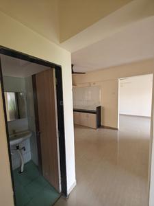 Image of 950 Sq.ft 2 BHK Apartment / Flat for rent in Mantri Waterfront I, Jule, Solapur for Rs. 17500