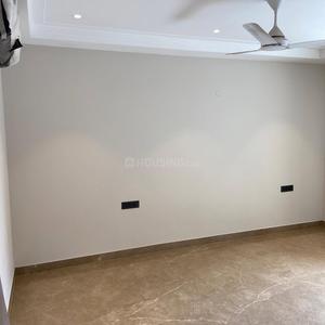 Bedroom Image of 1800 Sq.ft 3 BHK Builder Floor for rent in Naraina New Delhi for Rs. 66000