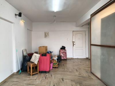Living Room Image of 1500 Sq.ft 2.5 BHK Apartment / Flat for rent in Monte South 1, Byculla Mumbai for Rs. 170000