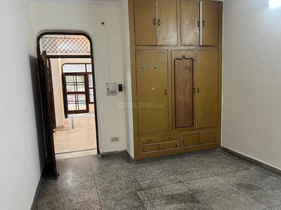 Bedroom Image of 1600 Sq.ft 2 BHK Builder Floor for rent in Sector 17 Gurgaon for Rs. 35000