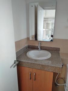 Bathroom Image of 1640 Sq.ft 3 BHK Apartment / Flat for sale in Emaar Emerald Floors Premier, Sector 65 Gurgaon for Rs. 32000000