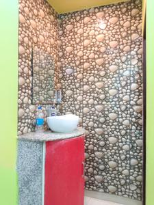 Passage Image of 1500 Sq.ft 3 BHK Apartment / Flat for rent in Haltu Kolkata for Rs. 26000