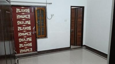 Bedroom Image of 1500 Sq.ft 2 BHK Builder Floor for rent in Vrindavan Yojana Lucknow for Rs. 15000