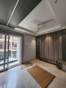 Balcony Image of 1050 Sq.ft 2 BHK Builder Floor for rent in Mansarover Garden New Delhi for Rs. 34000