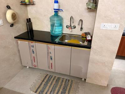 Kitchen Image of 370 Sq.ft 1 RK Builder Floor for rent in Arun Vihar, Sector 37 Noida for Rs. 16400