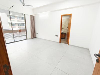 Bedroom Image of 2916 Sq.ft 3 BHK Apartment / Flat for rent in Saamarth H7, PDPU Road Gandhinagar for Rs. 36000
