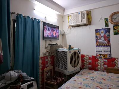 Bedroom Image of 600 Sq.ft 1 BHK Apartment / Flat for sale in Krishna Apartment, Sector 121 Noida for Rs. 1750000