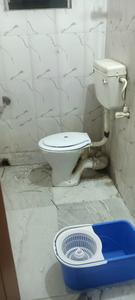 Bathroom Image of 800 Sq.ft 2 BHK Apartment / Flat for rent in Airport Gate No 2 Kolkata for Rs. 10500