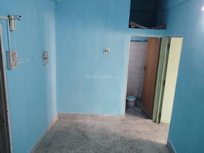 Living Room Image of 850 Sq.ft 2 BHK Builder Floor for sale in Tolly Regency, Regent Park Kolkata for Rs. 3500000