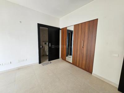 Bedroom Image of 1800 Sq.ft 3 BHK Apartment / Flat for sale in Prestige Neptunes Courtyard, Marine Drive Kochi for Rs. 22500000