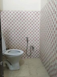 Common Bathroom Image of 300 Sq.ft 1 RK Builder Floor for rent in Mayur Vihar Phase 1 New Delhi for Rs. 12000