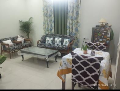 Hall Image of 1260 Sq.ft 2 BHK Builder Floor for rent in Sector 31 Gurgaon for Rs. 35000