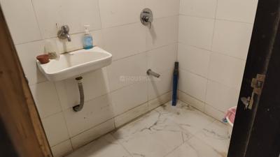 Bathroom Image of 655 Sq.ft 1 BHK Apartment / Flat for sale in Shreeya Mohan Mahal CHSL, Thane West Thane for Rs. 11000000