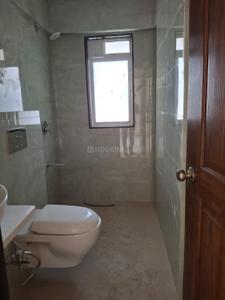 Bathroom Image of 820 Sq.ft 2 BHK Apartment / Flat for sale in Bandra West Mumbai for Rs. 47500000