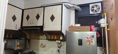 Kitchen Image of 700 Sq.ft 2 BHK Builder Floor for sale in Patparganj New Delhi for Rs. 7000000