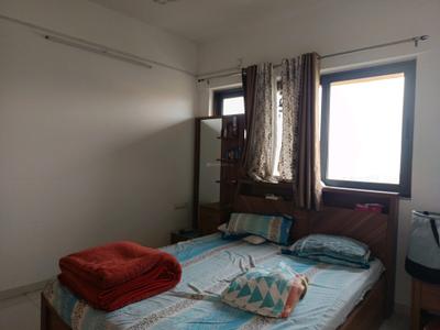 Bedroom Image of 1000 Sq.ft 2 BHK Apartment / Flat for sale in Amanora Gold Towers, Hadapsar Pune for Rs. 11000000