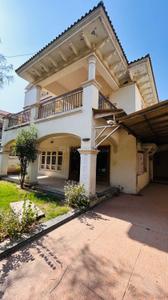 Building Image of 4671 Sq.ft 4 BHK Villa for sale in Thaltej Ahmedabad for Rs. 90000000