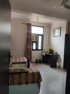 Bedroom Image of 800 Sq.ft 2 BHK Builder Floor for rent in Mayur Vihar Phase 3 New Delhi for Rs. 12000