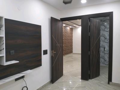 Bedroom Image of 1500 Sq.ft 3 BHK Builder Floor for sale in Shalimar Bagh New Delhi for Rs. 13500000