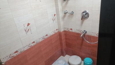Bathroom Image of 550 Sq.ft 1 BHK Apartment / Flat for sale in Palm Acres Co-Op. Hsg. Soc. Ltd, Sion Mumbai for Rs. 13800000