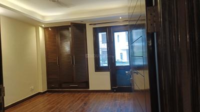 Bedroom Image of 2000 Sq.ft 3 BHK Builder Floor for rent in Greater Kailash I New Delhi for Rs. 110000
