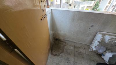 Bathroom Image of 600 Sq.ft 1 BHK Apartment / Flat for rent in Atrey, Kothrud Pune for Rs. 16000