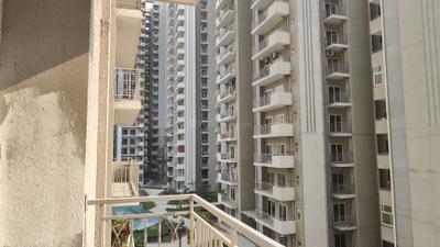 Image of 1400 Sq.ft 3 BHK Apartment / Flat for rent in Shri Radha Aqua Garden, Noida Extension, Greater Noida for Rs. 24000