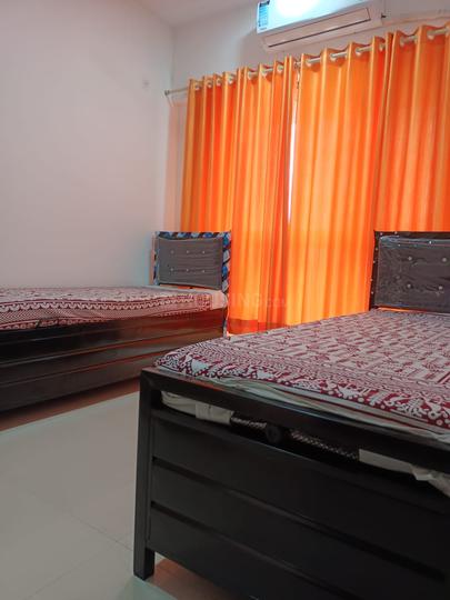 Bedroom Image of SIDDHIVINAYAK PG in Goregaon West, Mumbai