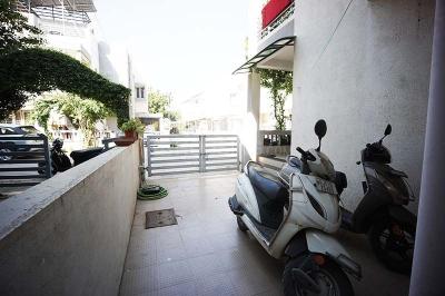 Balcony Image of 3006 Sq.ft 5 BHK Independent House for sale in Nana Chiloda Ahmedabad for Rs. 23900000