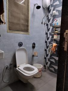 Bathroom Image of 800 Sq.ft 2 BHK Apartment / Flat for rent in Satra Harmony, Chembur Mumbai for Rs. 65000