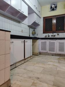Kitchen Image of 1850 Sq.ft 3.5 BHK Duplex for sale in Swaraj Homes Pocket H Market Sarita Vihar RWA, Sarita Vihar New Delhi for Rs. 35600000