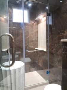 Bedroom Three Image of 1200 Sq.ft 3 BHK Builder Floor for sale in Paschim Vihar New Delhi for Rs. 27500000