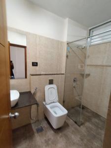 Bathroom Image of 3250 Sq.ft 4 BHK Apartment / Flat for rent in Adani La Marina, Shantigram Ahmedabad for Rs. 115000