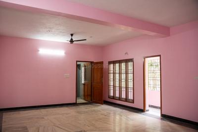 Living Room Image of 2100 Sq.ft 3 BHK Apartment / Flat for rent in Medavakkam Chennai for Rs. 30000