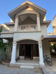 Image of 2450 Sq.ft 3 BHK Independent House for sale in Vallabh Vidhyanagar, Anand for Rs. 9000000