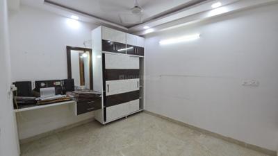 Bedroom Image of 915 Sq.ft 3 BHK Builder Floor for rent in Sector 15 Dwarka New Delhi for Rs. 25000