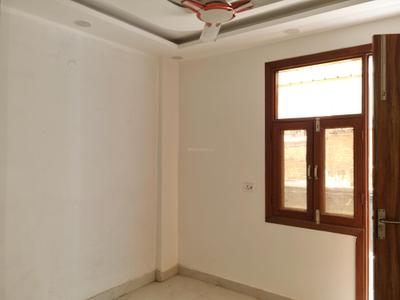 Bedroom Image of 810 Sq.ft 3 BHK Apartment / Flat for sale in Razapur Khurd New Delhi for Rs. 5000001