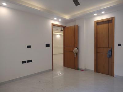 Bedroom Image of 2000 Sq.ft 4 BHK Builder Floor for rent in Freedom Fighters Enclave New Delhi for Rs. 70000