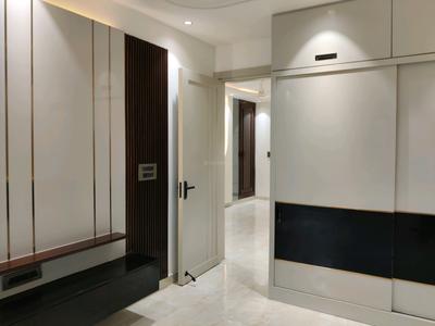 Bedroom Image of 1600 Sq.ft 3 BHK Builder Floor for sale in Vaishali Ghaziabad for Rs. 18000000