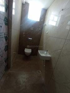 Bathroom Image of 958 Sq.ft 2 BHK Apartment / Flat for sale in Selaiyur Chennai for Rs. 7864000