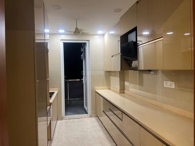 Bathroom Image of 1500 Sq.ft 3 BHK Builder Floor for sale in Tilak Nagar New Delhi for Rs. 26000000